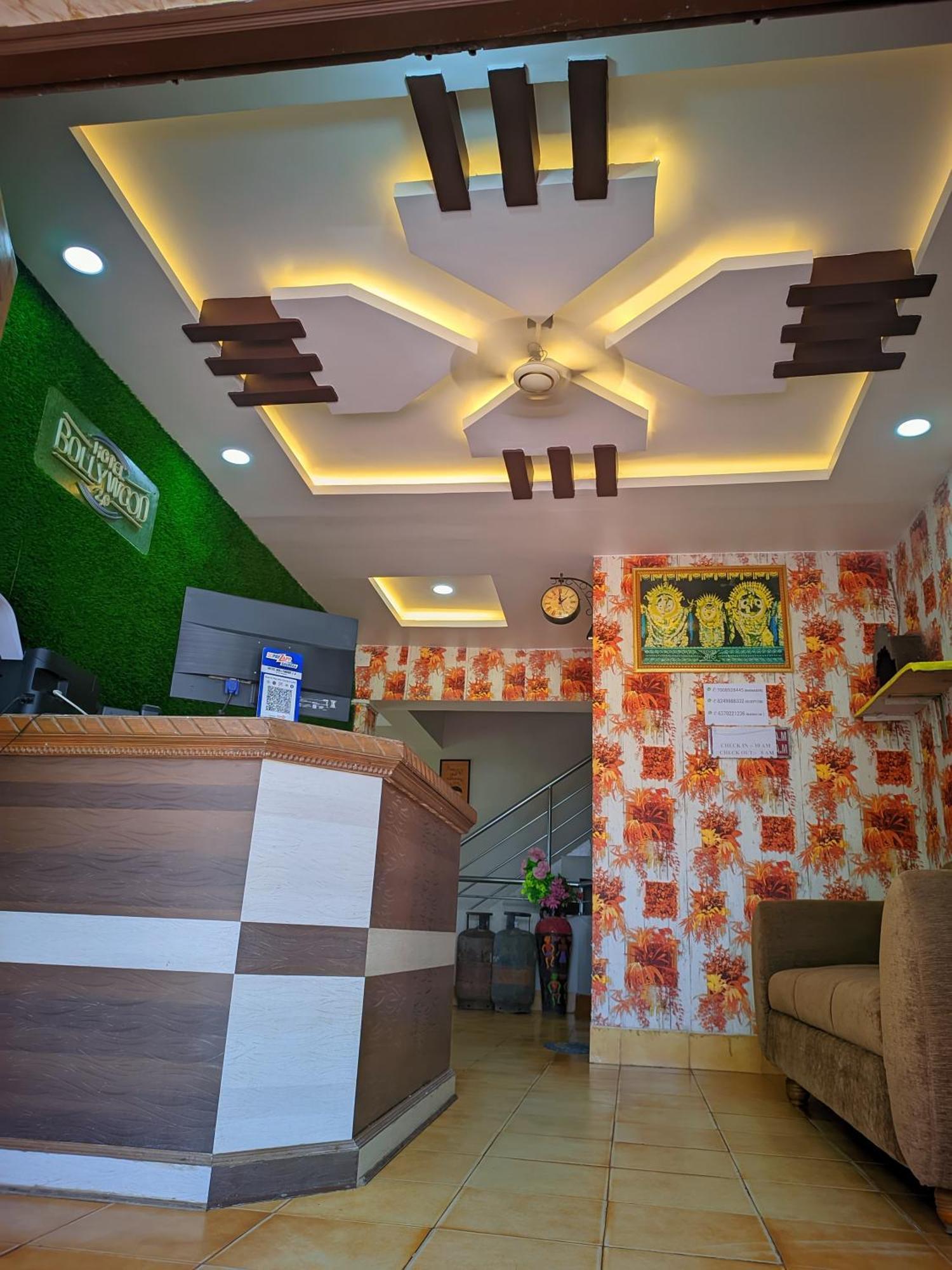 Hotel Luxury Sea View - Bollywood 2 Beach View হোটেল বলিউড 2 বিচ ভিউ পুরী- Fully-air-conditioned-hotel Card Payment Accepted Near-sea-beach-&-temple With-wifi-parking-and Restaurant-availability- All Side Sea View - Book Now 4*
